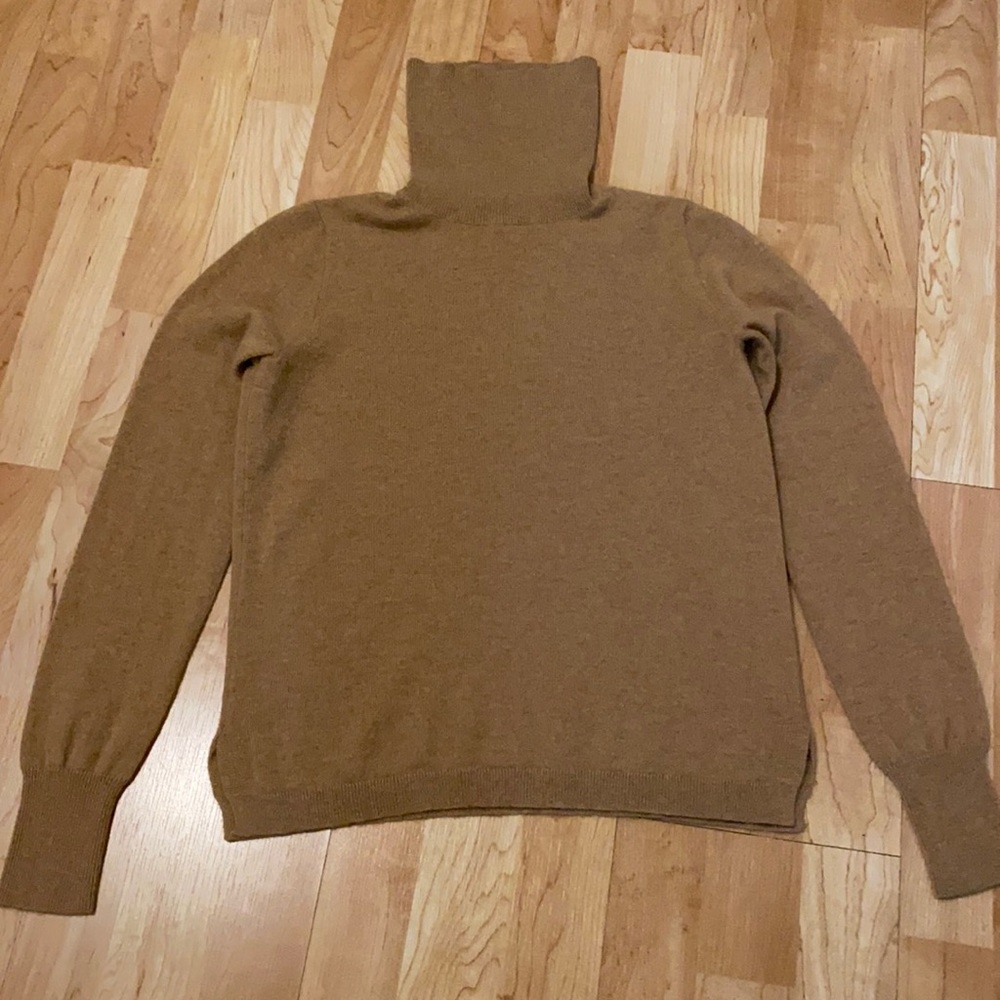 J.CREW Everyday Cashmere Turtleneck Sweater - Picture 5 of 6